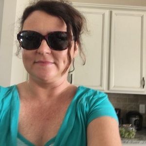 Meet your Posher, Aneta